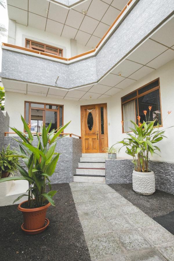 Hotel Palace Galapagos Puerto Ayora  Exteriér fotografie