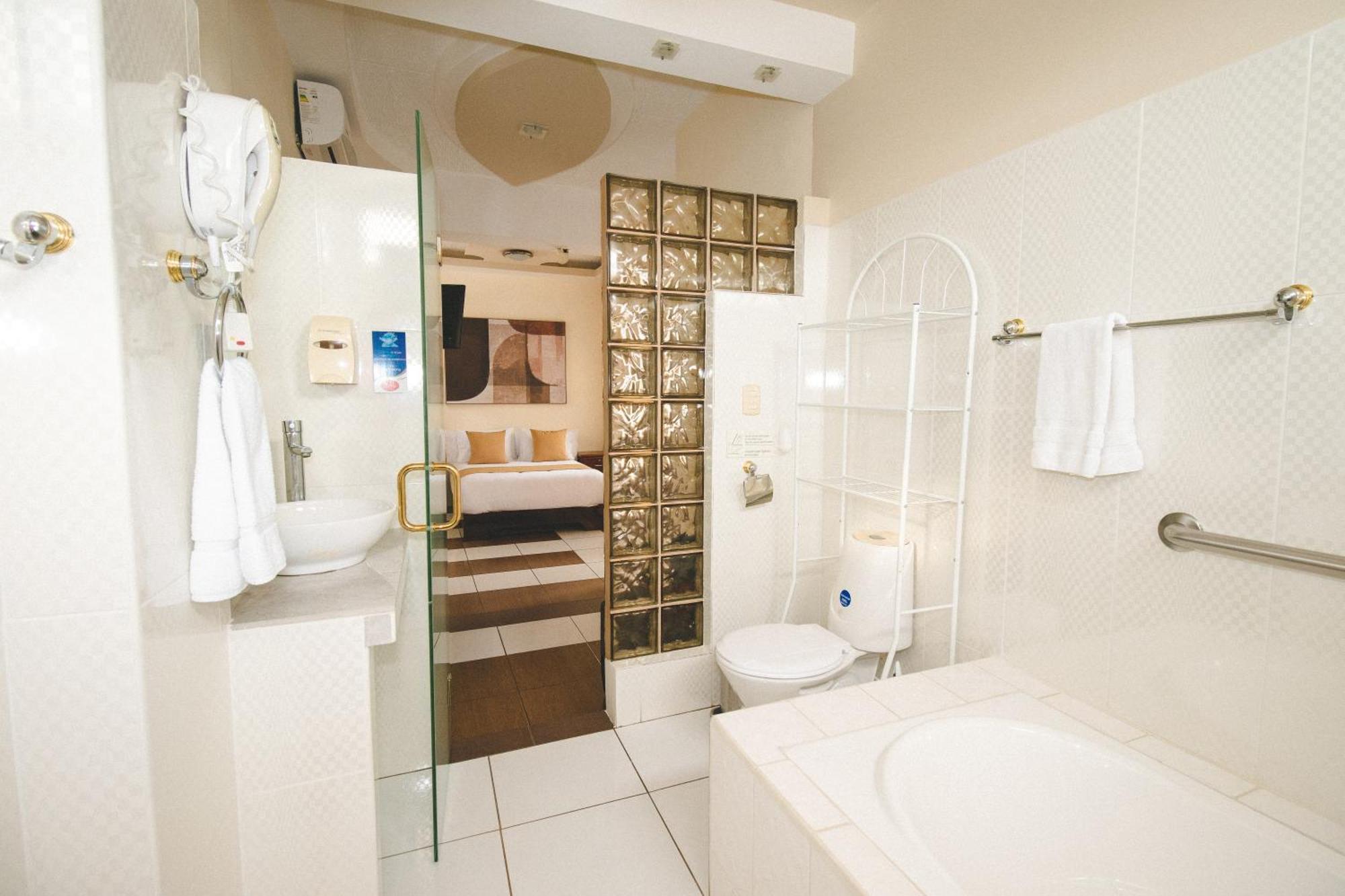 Hotel Palace Galapagos Puerto Ayora  Exteriér fotografie